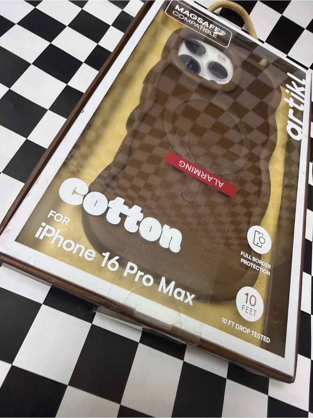 Cotton MagSafe-Compatible iPhone 16 Pro Max Case — Brown